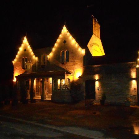 ホテルWilloughby Arms Little Bytham エクステリア 写真
