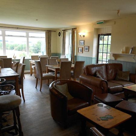 ホテルWilloughby Arms Little Bytham エクステリア 写真